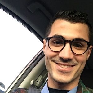 Meet your Posher, Daniel